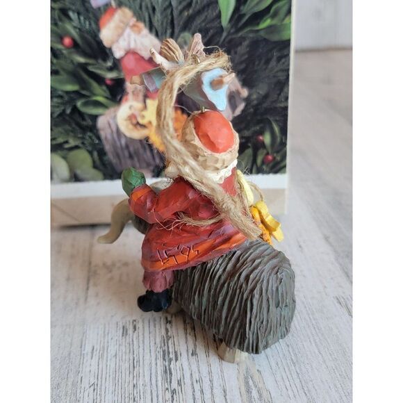 Hallmark folk art 1995 guiding Santa ornament Xmas - Picture 4 of 7